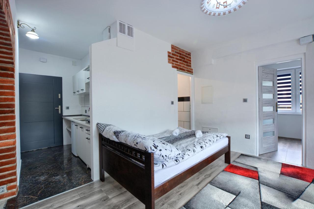 Ceglany Apartament Ustrzyki Dolne Exterior foto